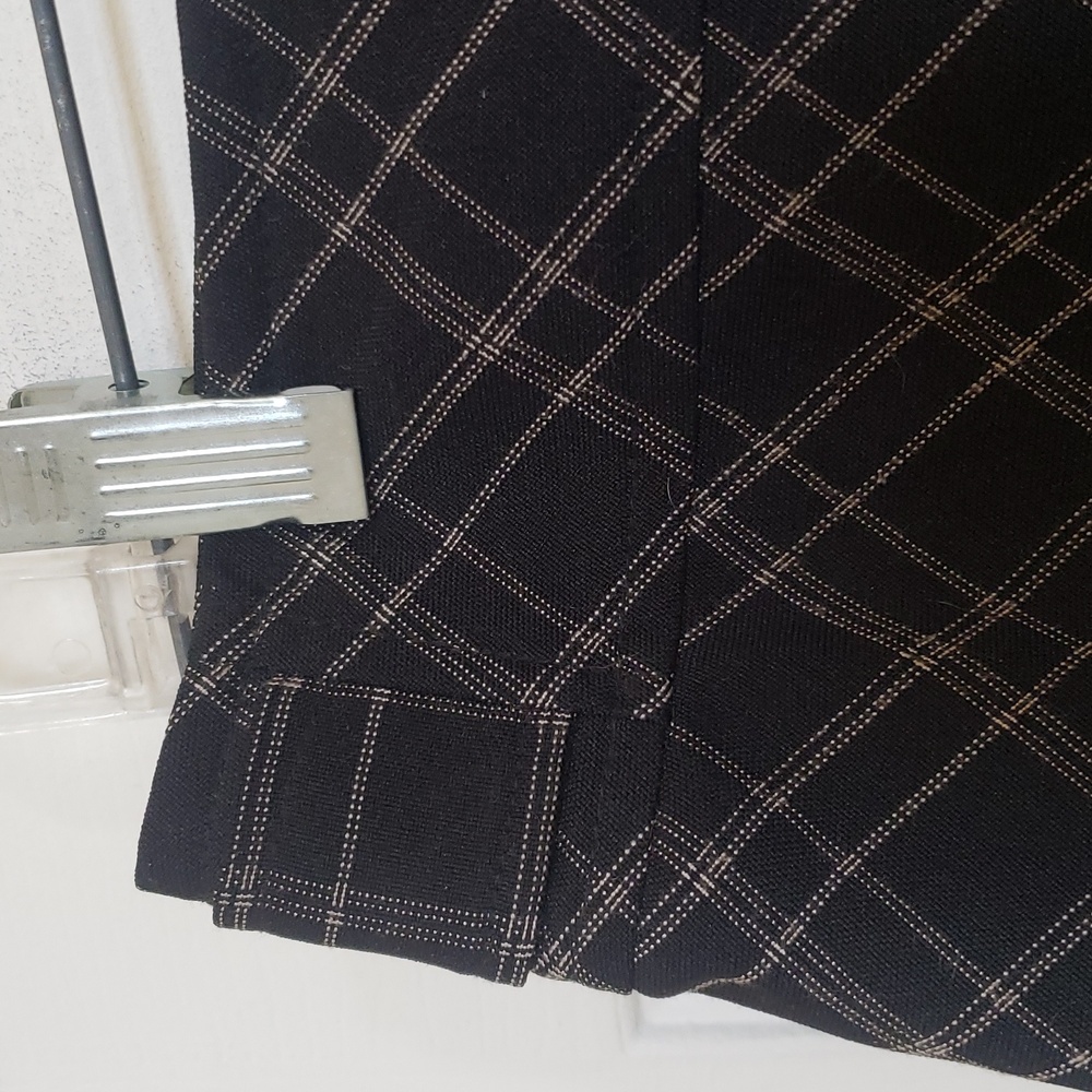 H&M Black Tan Plaid A‑Line Skirt | Classic Check Knee Length | Size 14 - Picture 8 of 11